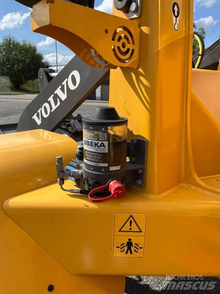 Volvo L 35 GS لوادر انزلاقية التوجيه
