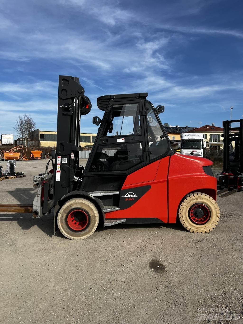 Linde E80/900 شاحنات ذات رافعات شوكية تعمل بالكهرباء