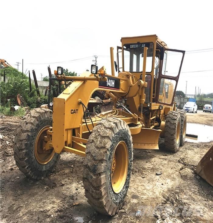 CAT 140 H معدات تمهيد الطرق