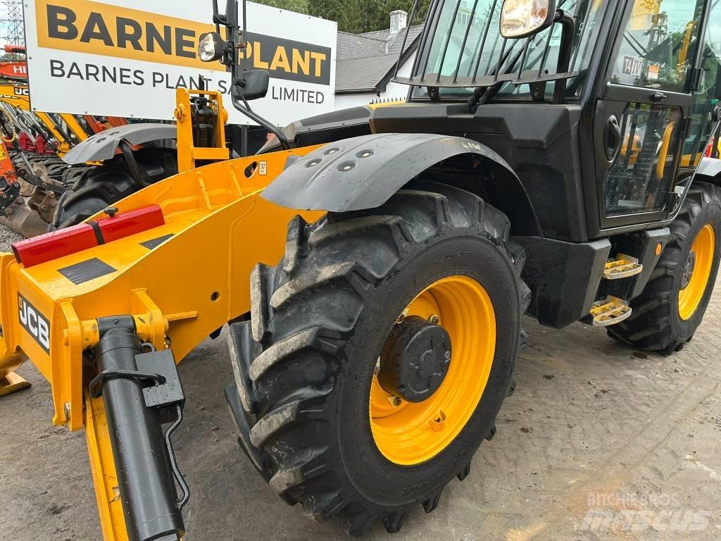 JCB 535-125 Hiviz مناولات متداخلة