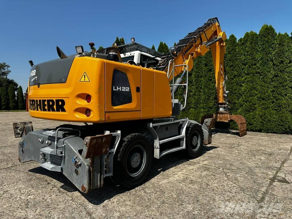 Liebherr LH 22 M مناولات المخلفات / مناولات صناعية