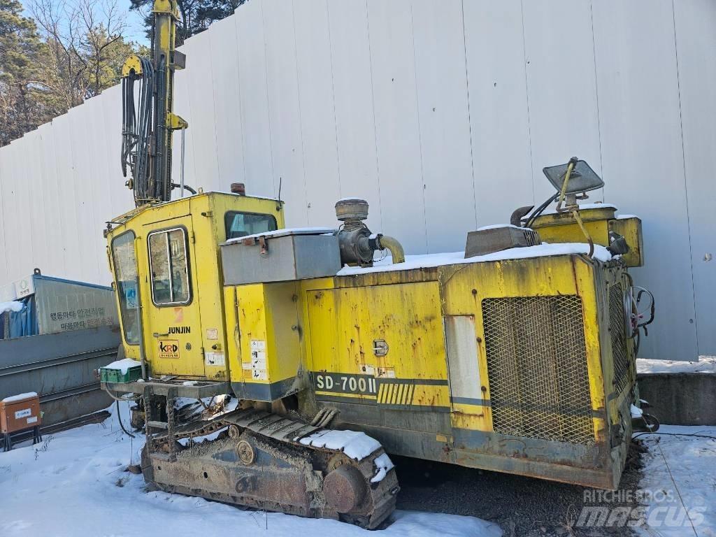 Soosan SD700-II مثاقيب ثقيلة