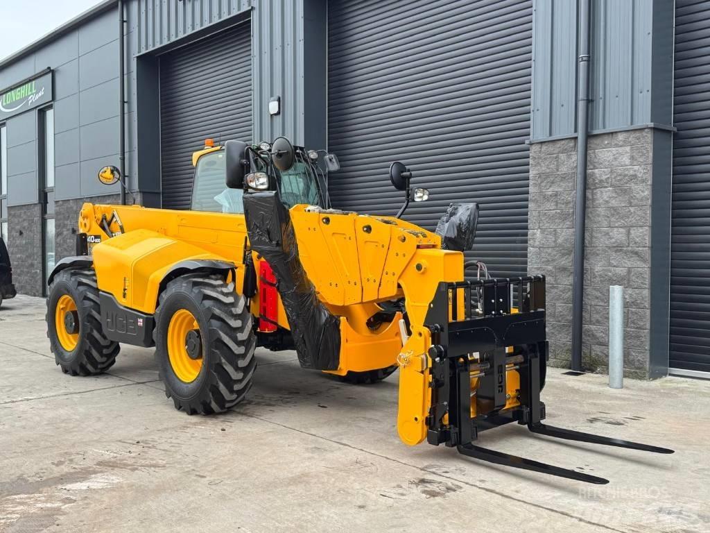 JCB 540-200 مناولات متداخلة