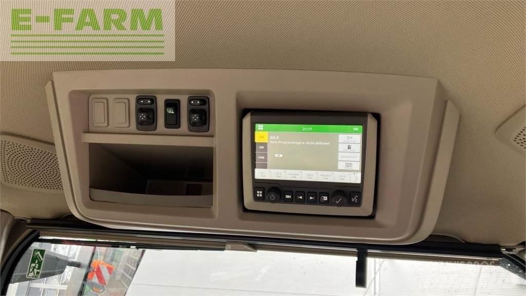 John Deere 7R 330 الجرارات