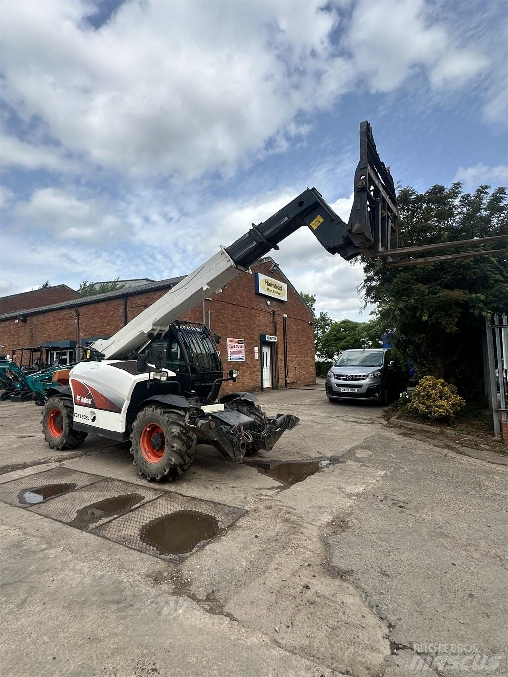 Bobcat T 36.120 SL مناولات متداخلة