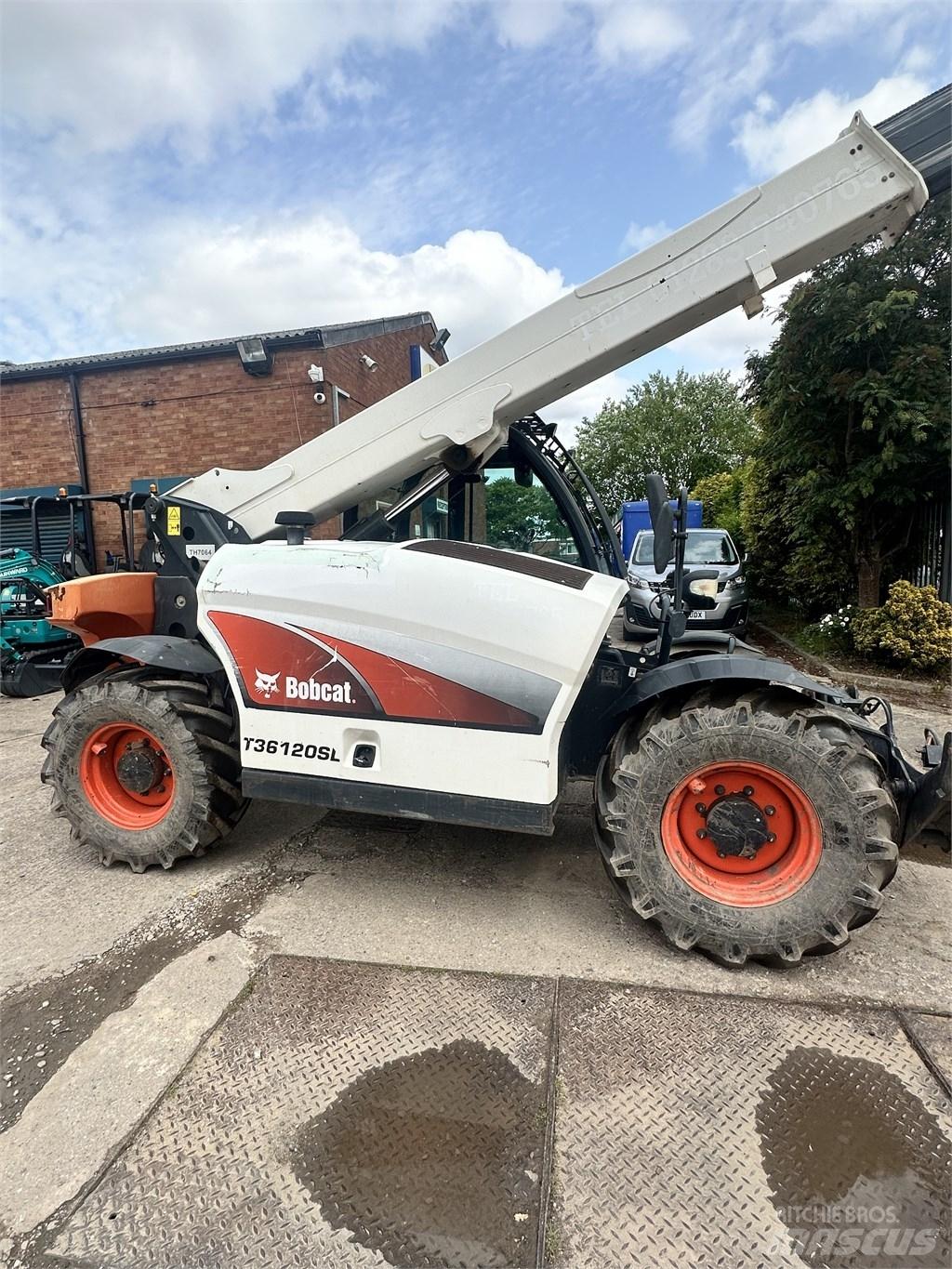 Bobcat T 36.120 SL مناولات متداخلة