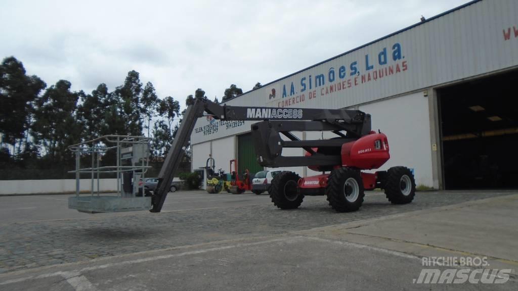 Manitou 200 ATJ رافعات سلة مفصلية