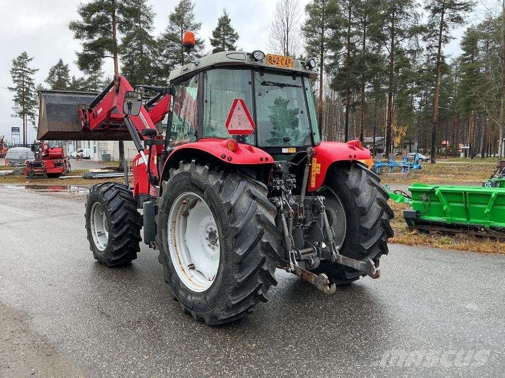 Massey Ferguson 5465 الجرارات