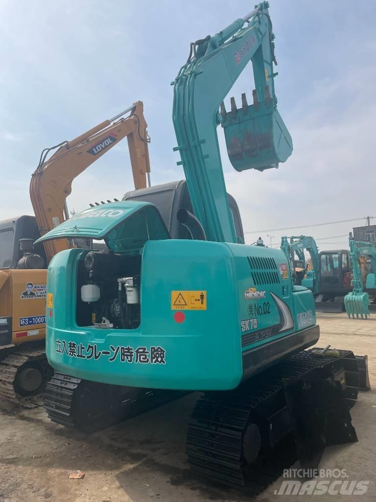 Kobelco SK 75 حفارات صغيرة أقل من 7 طن (حفارات صغيرة)