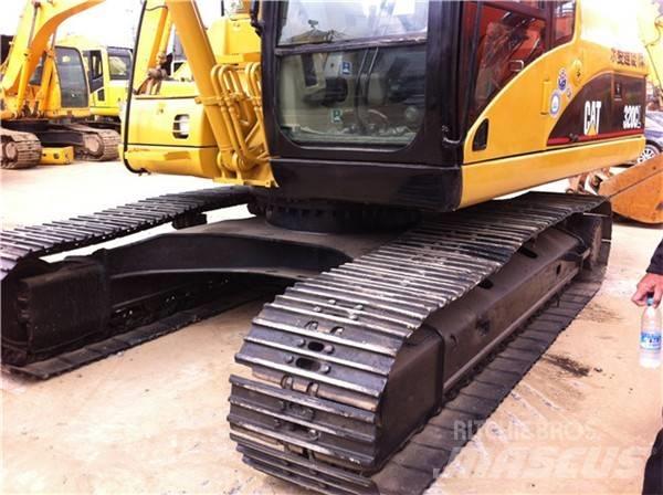 CAT 320 C L حفارات زحافة