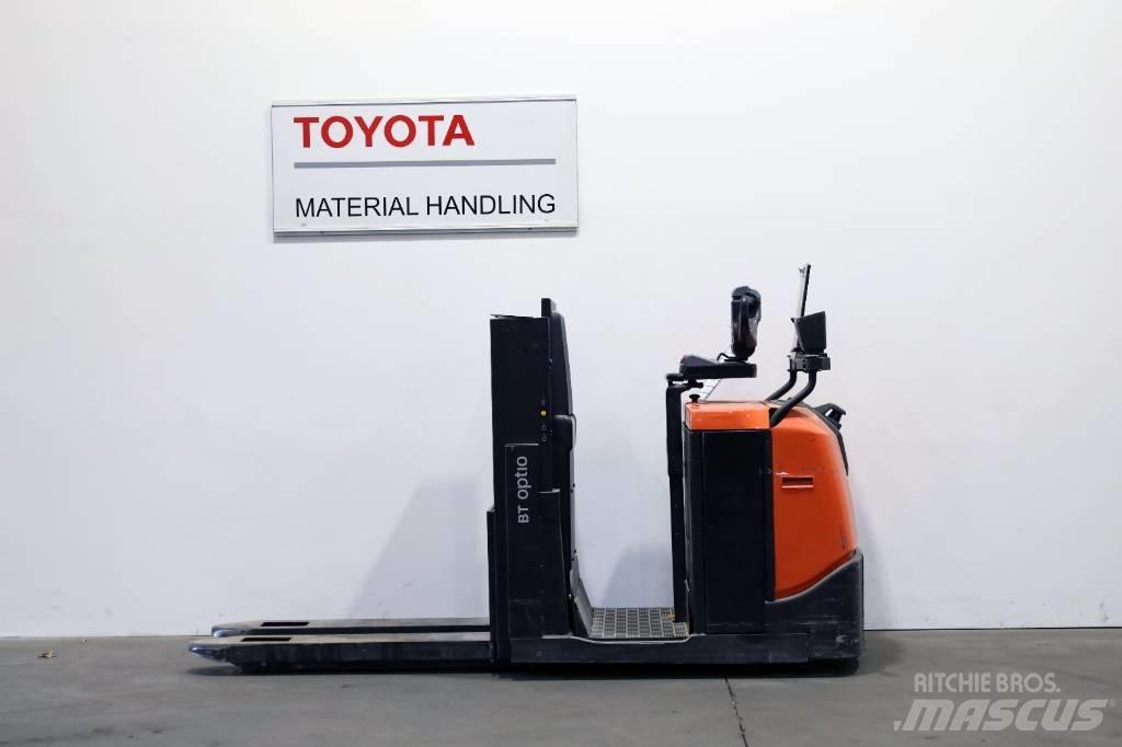 Toyota OSE 120 P معدات الرفع متوسط المستوى