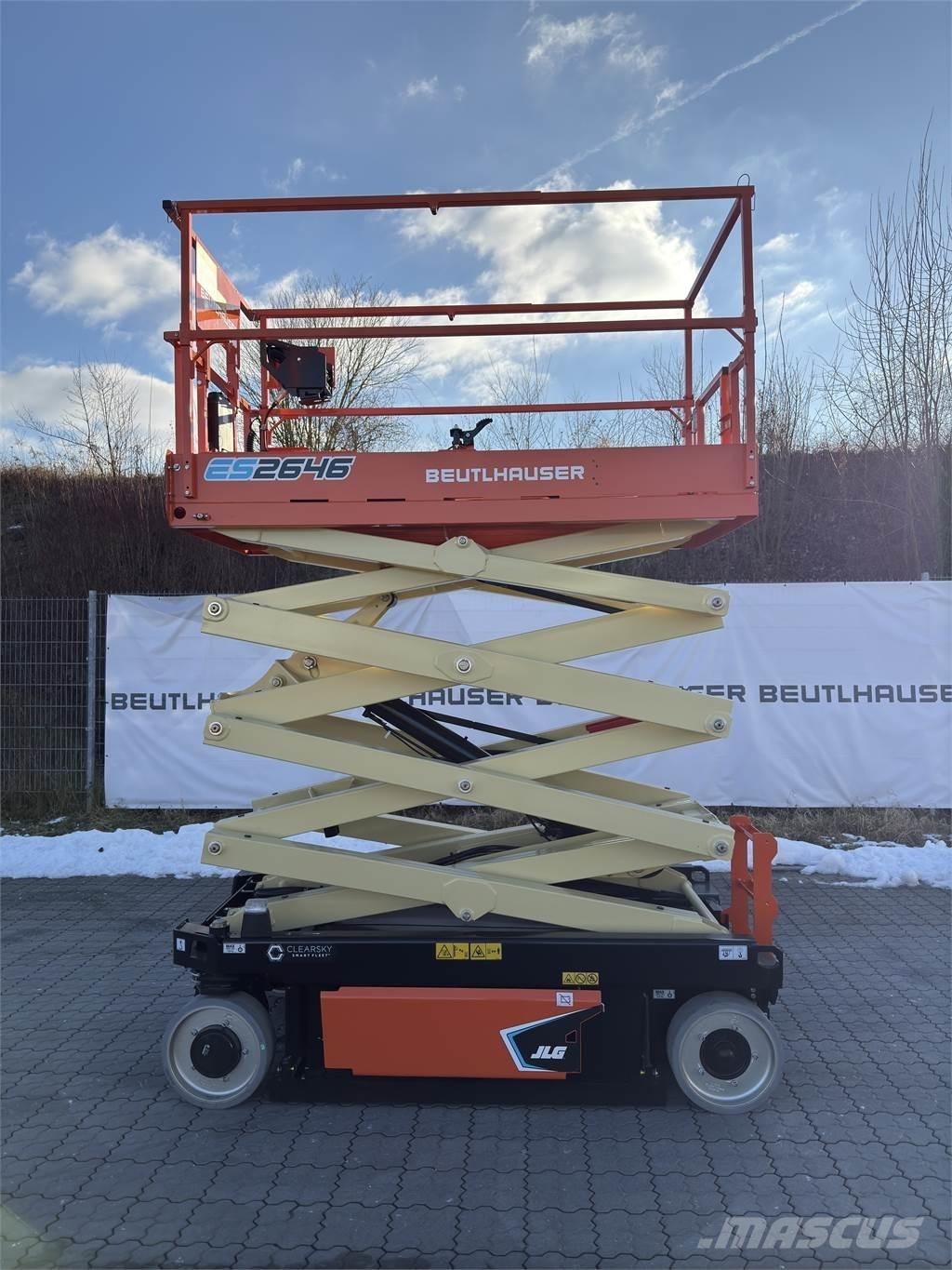JLG ES2646 رافعات مقصية الشكل
