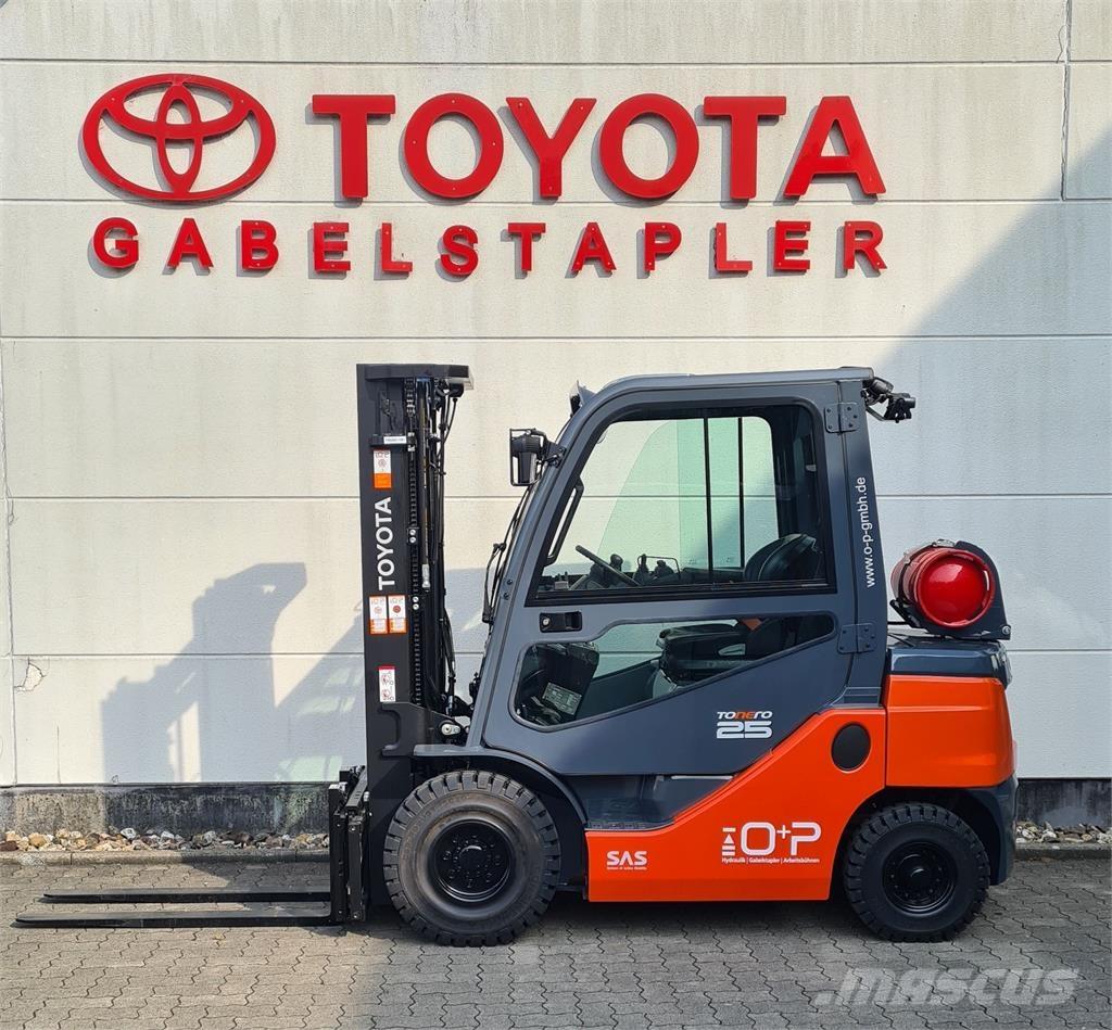 Toyota 02-8FGF25 شاحنات LPG