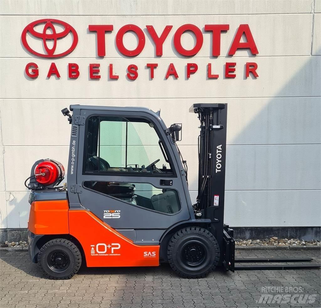 Toyota 02-8FGF25 شاحنات LPG