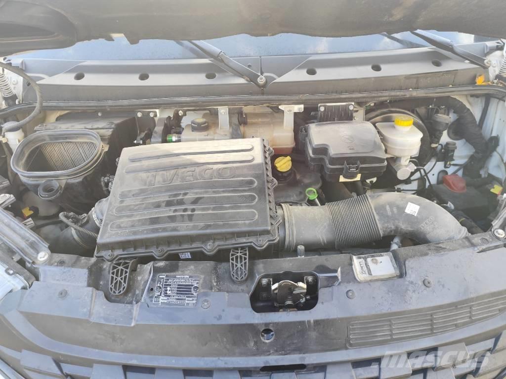 Iveco Daily 35-120 شاحنات الرافعات