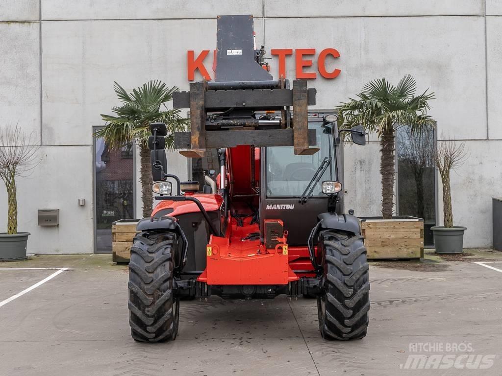 Manitou MLT 845 معدات مناولة لأغراض الزراعة