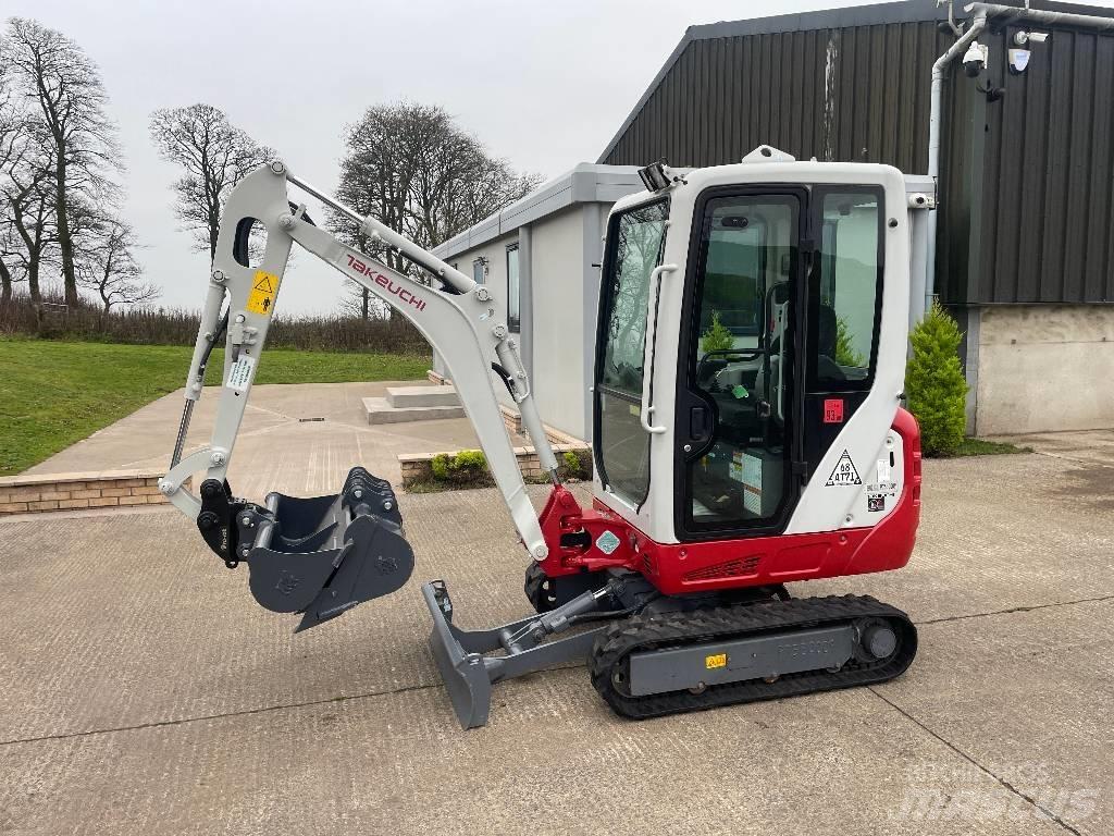 Takeuchi TB 216 حفارات صغيرة أقل من 7 طن (حفارات صغيرة)