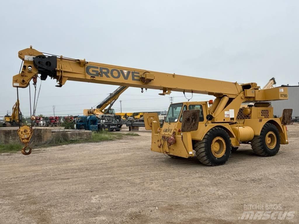 Grove RT 58 D رافعات الطرق الوعرة