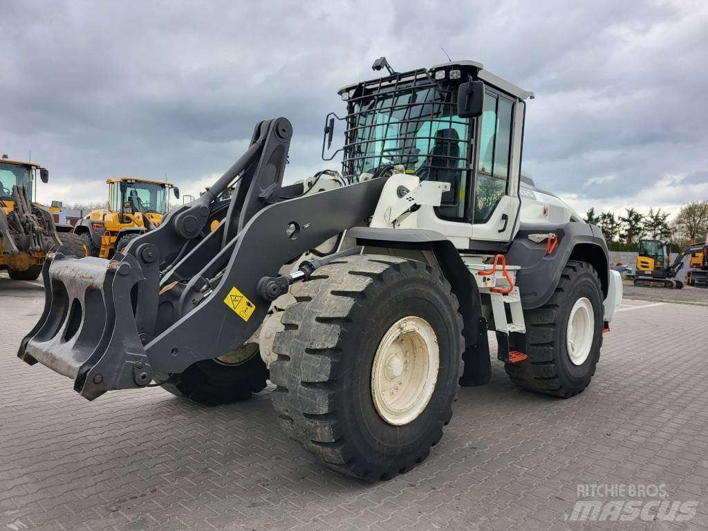 Volvo L 110 H لوادر بعجل