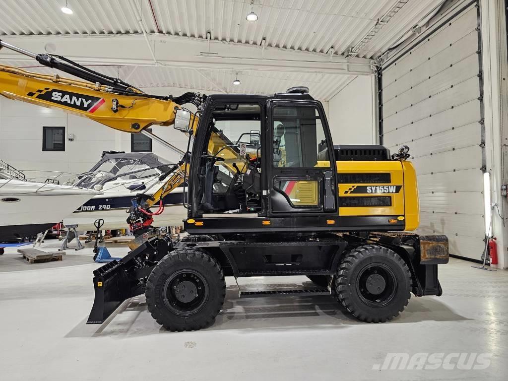 Sany SY 155 W حفارات بعجل