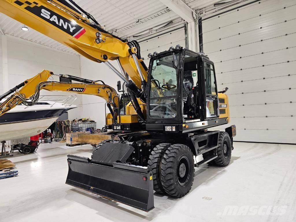 Sany SY 155 W حفارات بعجل