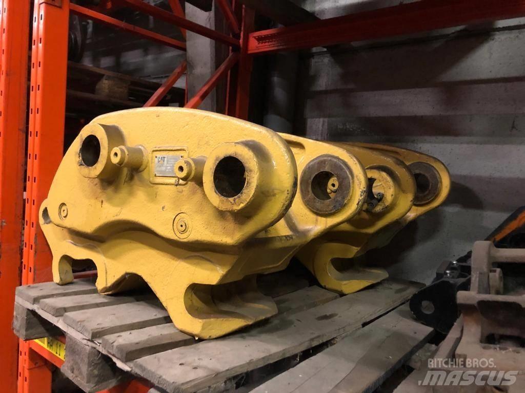 CAT 318 quick Hitch مكونات أخرى
