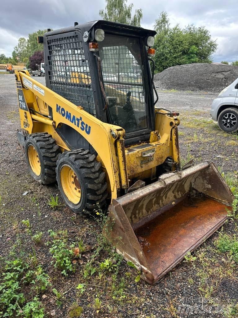 Komatsu SK 714 لوادر انزلاقية التوجيه