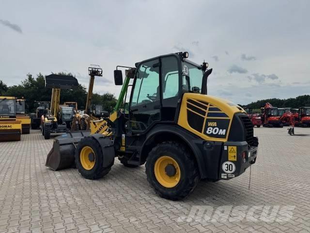 Komatsu WA 80 M لوادر بعجل