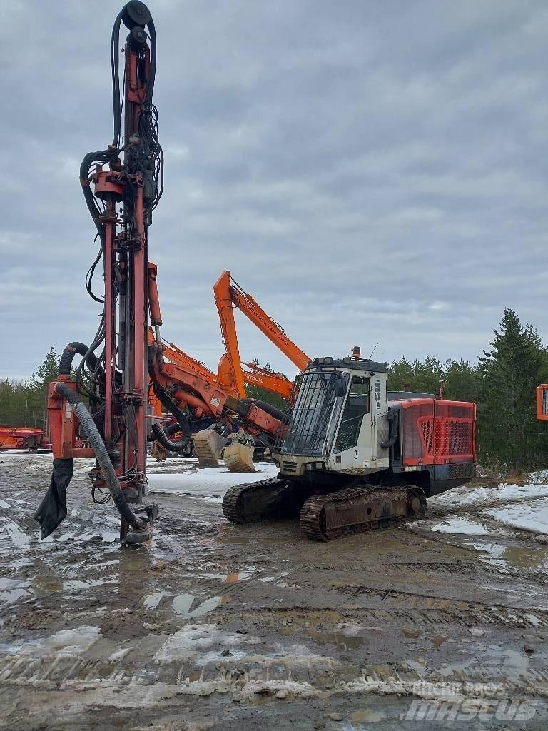 Sandvik DP 1500 i معدات الثقب السطحي