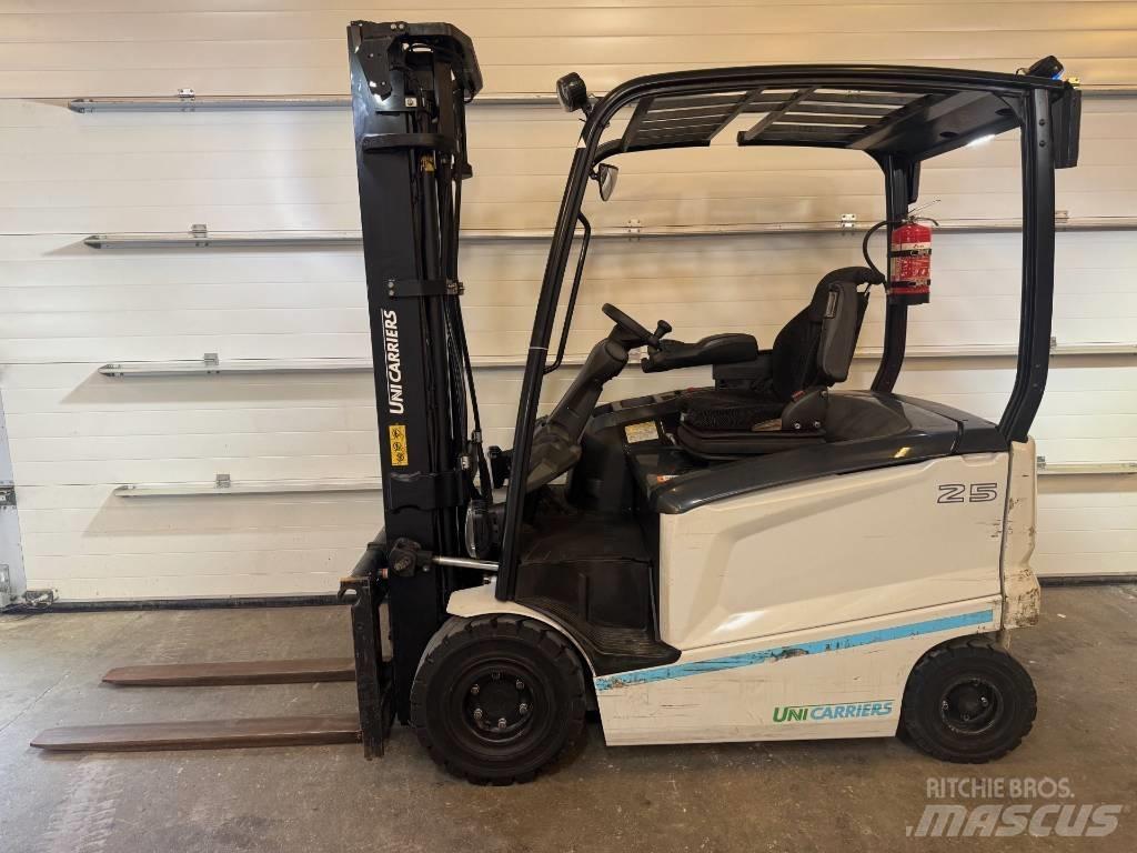 UniCarriers MX 25 شاحنات ذات رافعات شوكية تعمل بالكهرباء