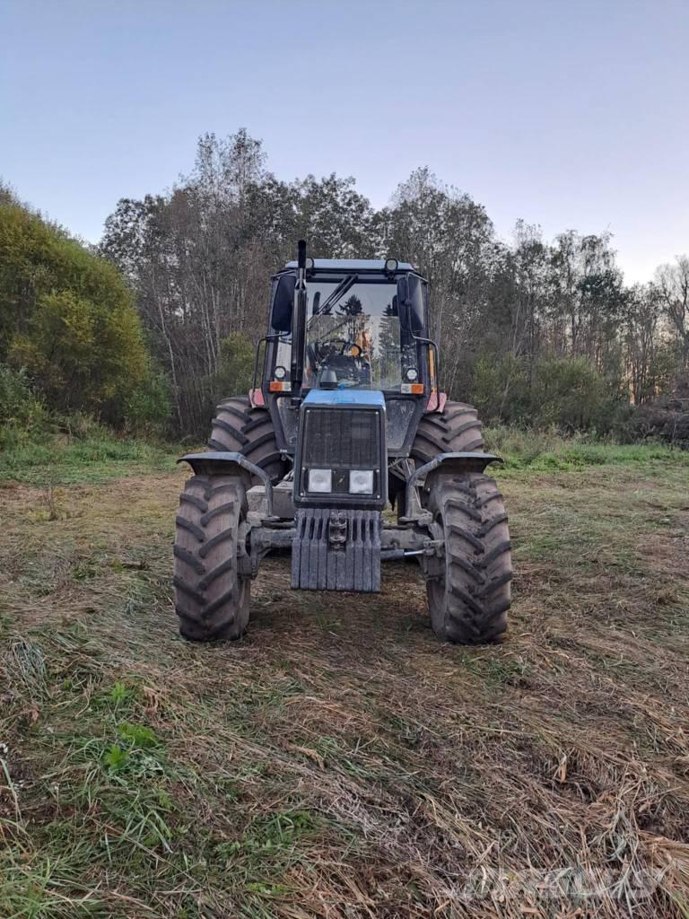 MTZ 892 الجرارات