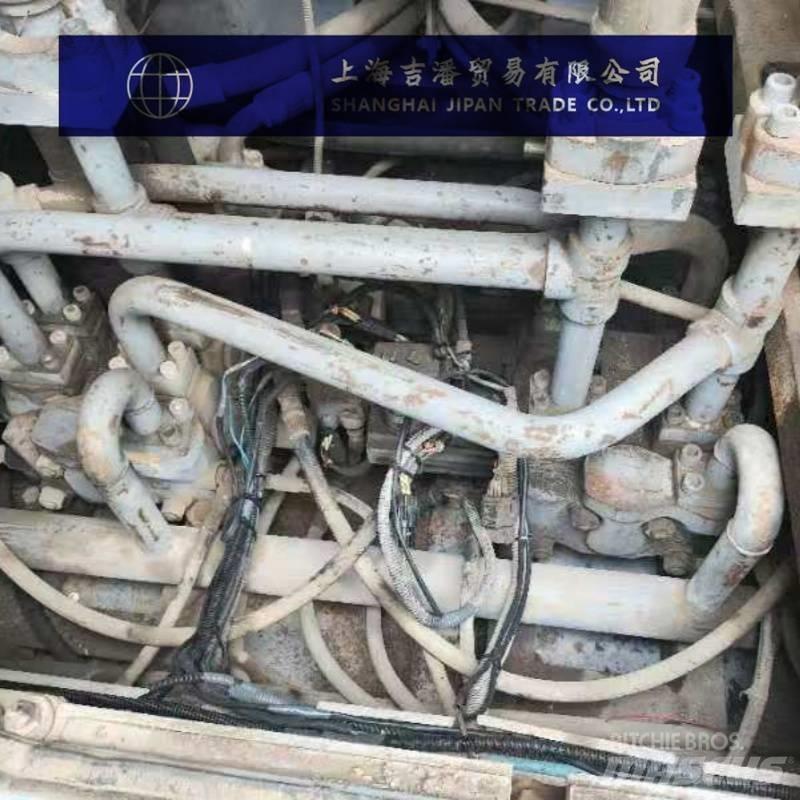 Kobelco 7080 رافعات مجنزرة