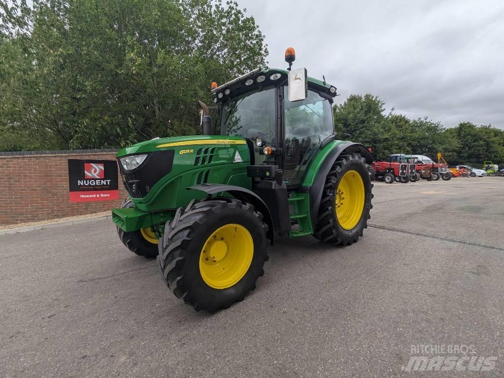 John Deere 6125 R الجرارات