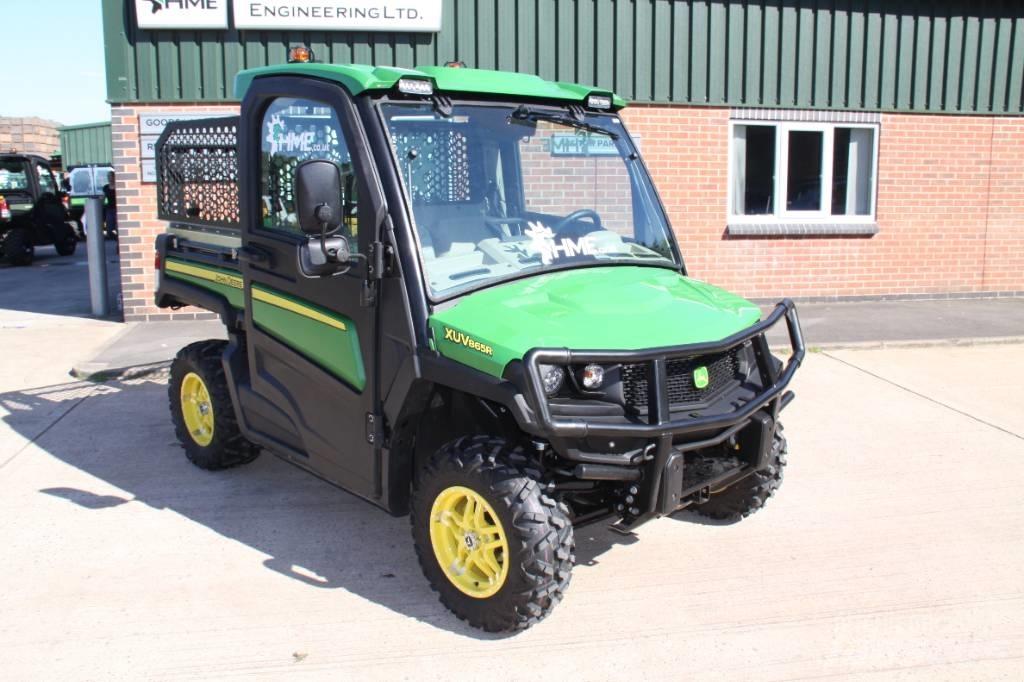 John Deere XUV865R ماكينات منفعة عامة