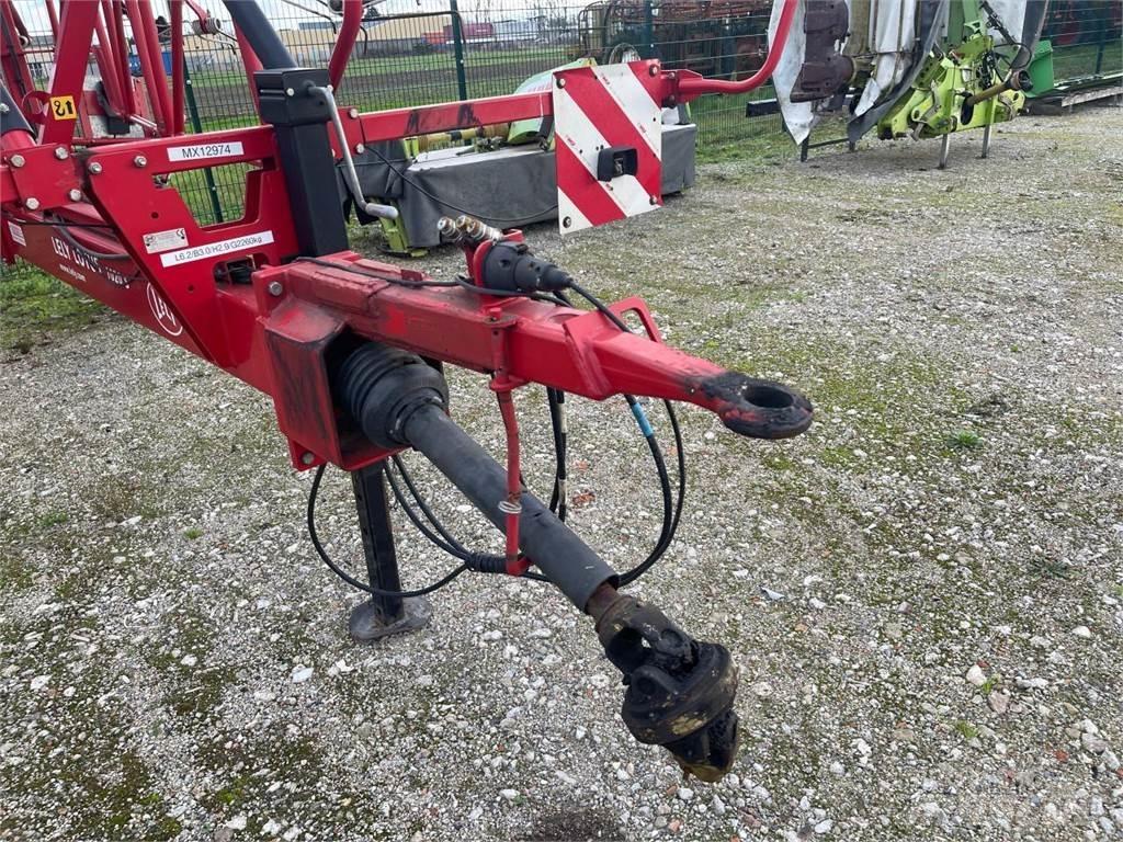 Lely Lotus 1020 S مكابس وميبسات التبن