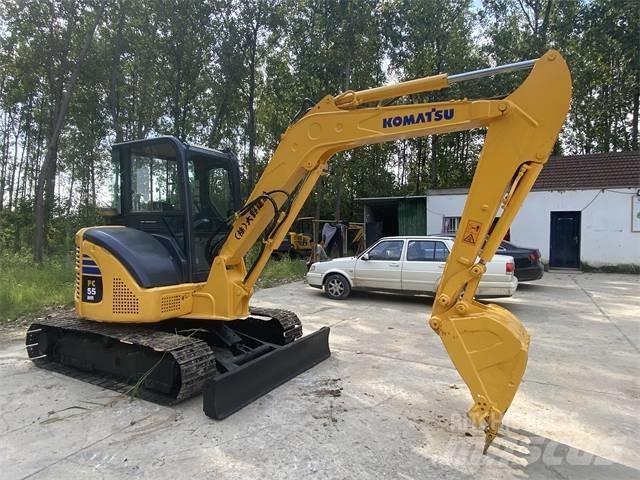 Komatsu PC 55 حفارات زحافة