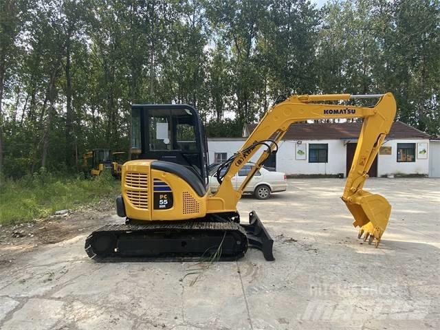 Komatsu PC 55 حفارات زحافة