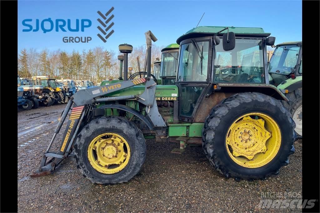 John Deere 2850 الجرارات