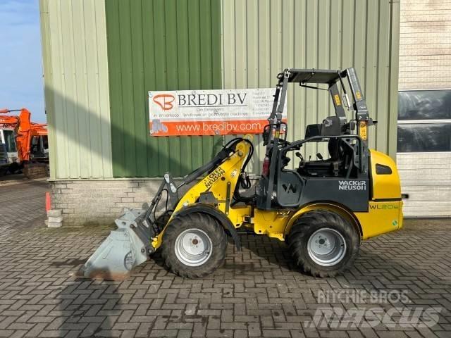 Wacker Neuson WL 20 لوادر صغيرة