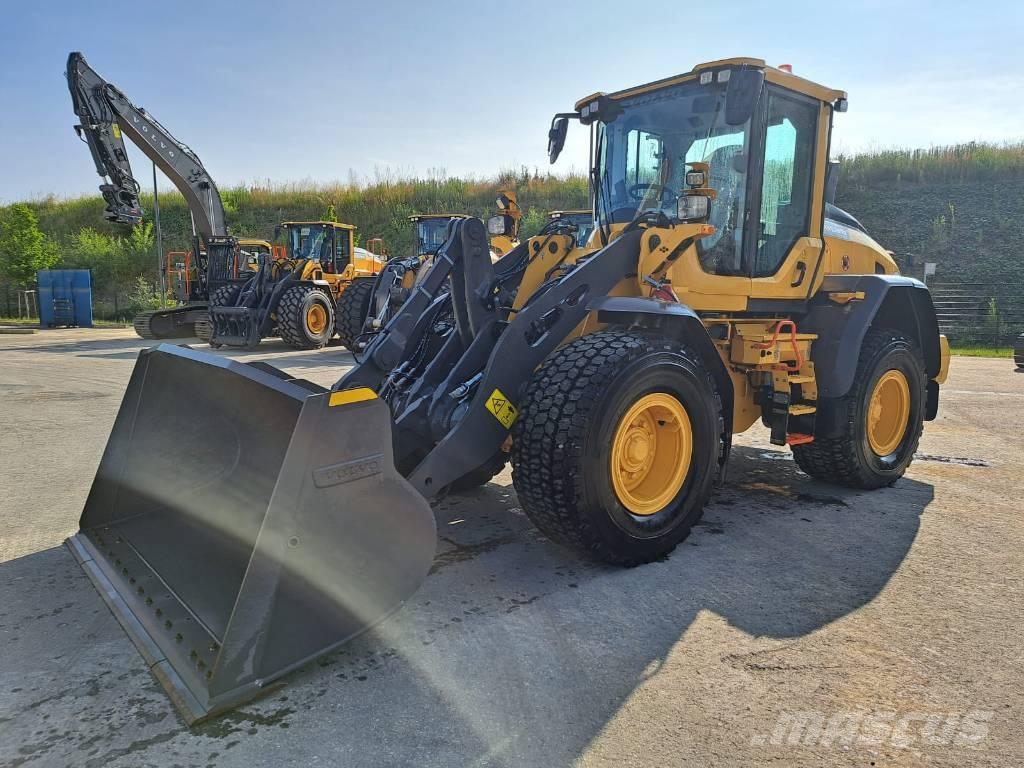 Volvo L60H2 لوادر بعجل