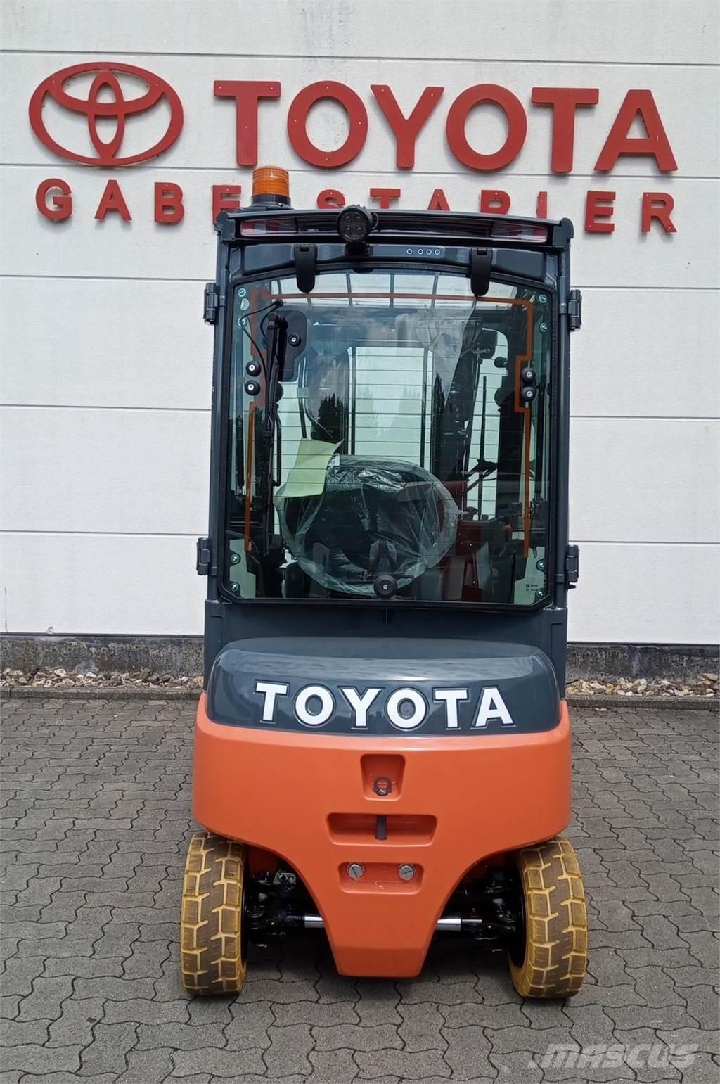 Toyota 8FBMK16T شاحنات ذات رافعات شوكية تعمل بالكهرباء