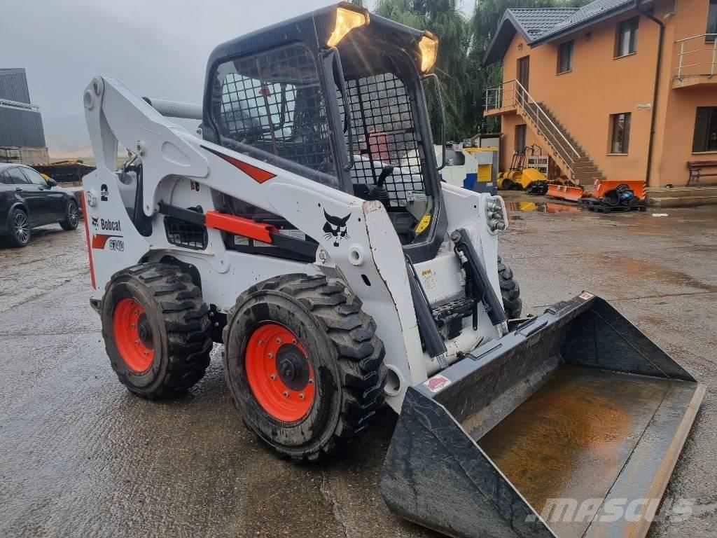 Bobcat S740 لوادر انزلاقية التوجيه