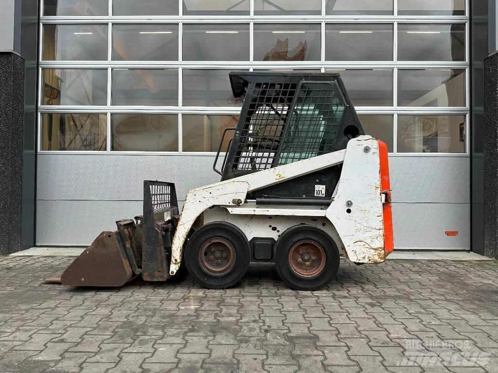 Bobcat S70 لوادر انزلاقية التوجيه