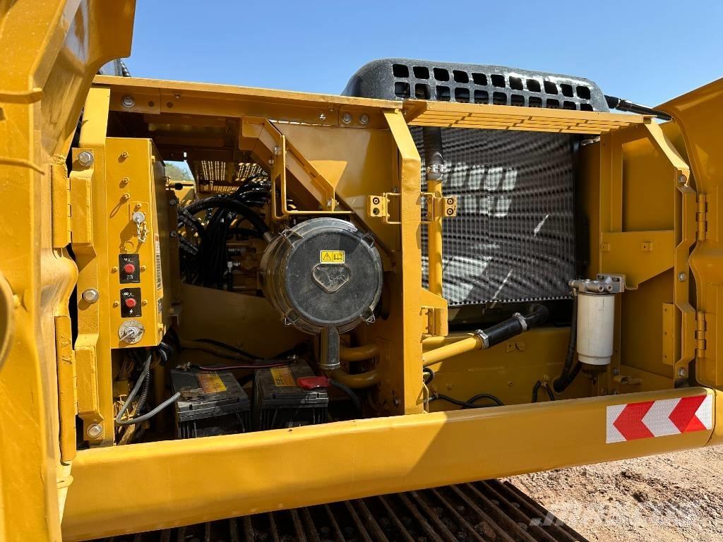 CAT 320 B L حفارات زحافة