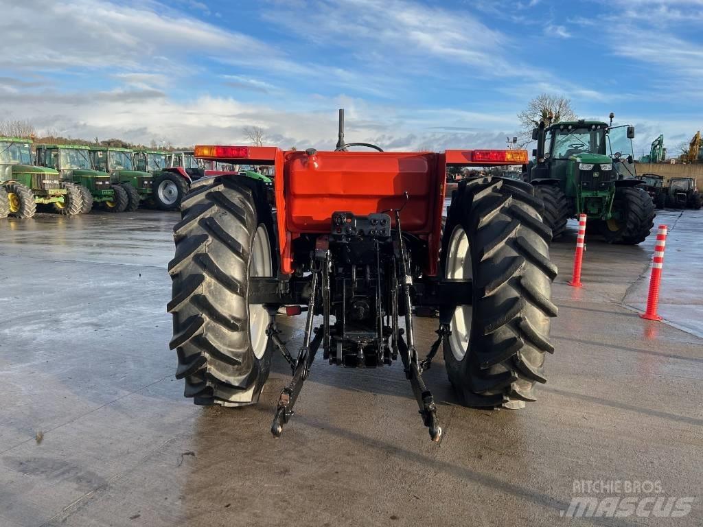 New Holland 80-66 S الجرارات
