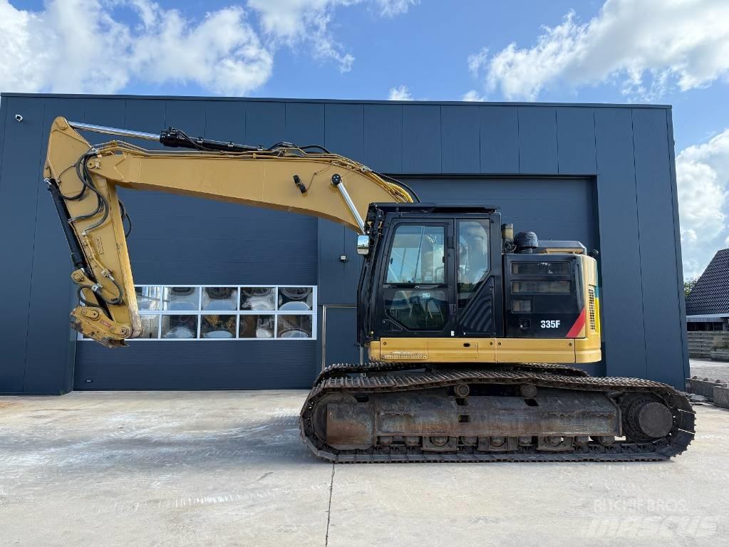 CAT 335 F L CR حفارات زحافة
