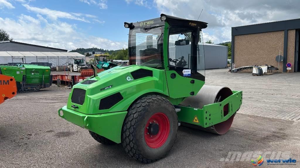 Bomag BW177D-5 مداحل أحادية الأسطوانة
