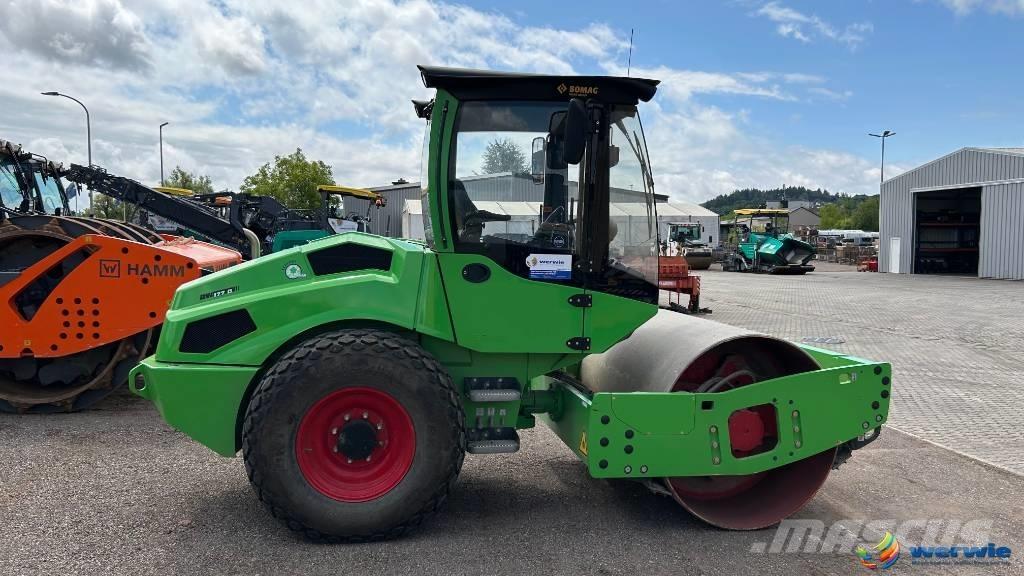 Bomag BW177D-5 مداحل أحادية الأسطوانة