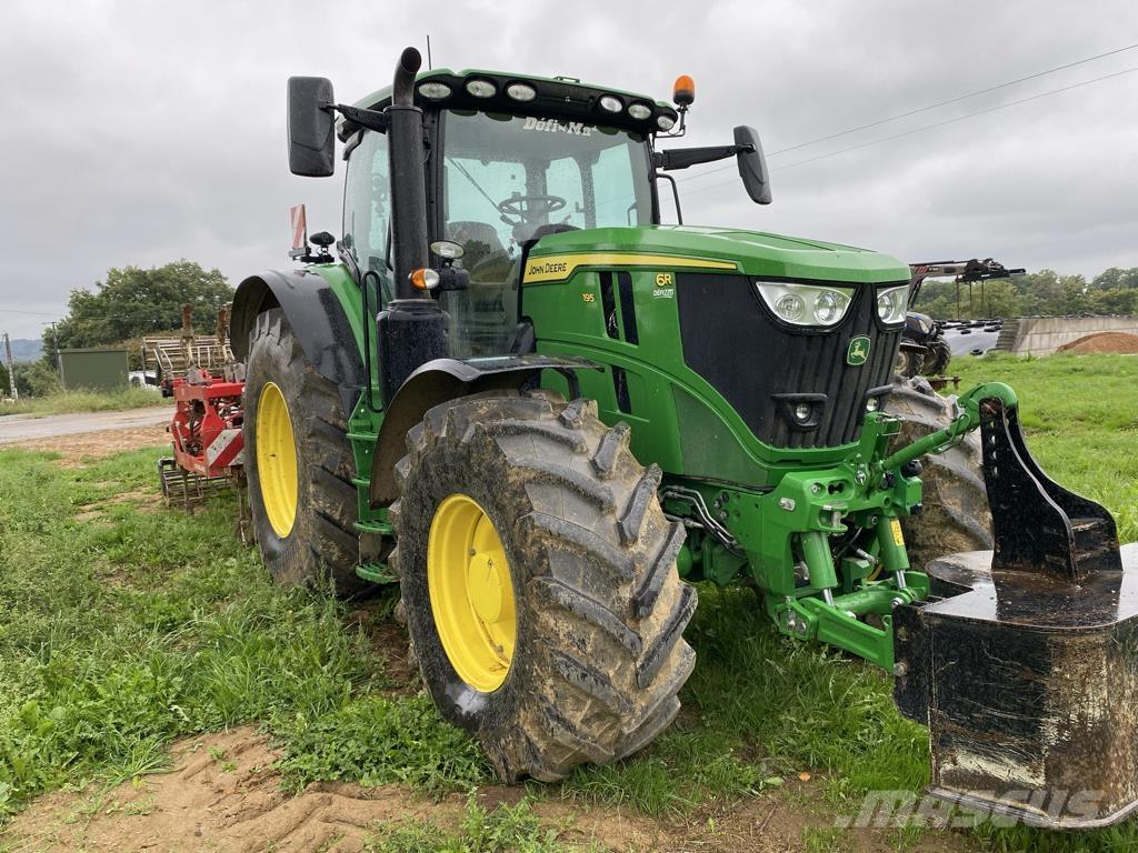 John Deere 6R 195 الجرارات