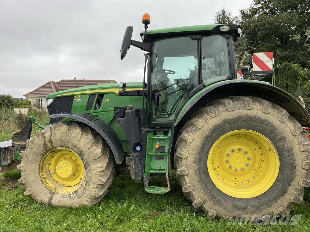 John Deere 6R 195 الجرارات